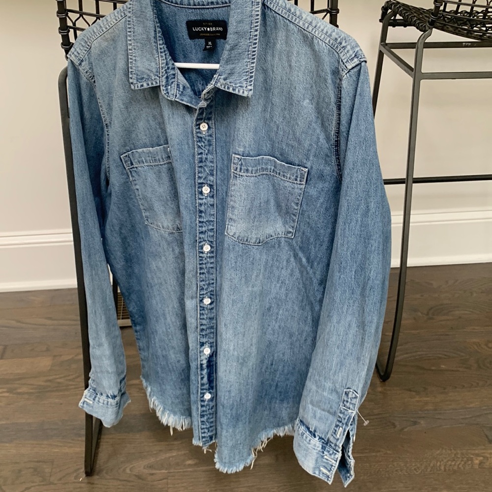 Lucky Brand Men’s denim long sleeve shirt distressed L/XL